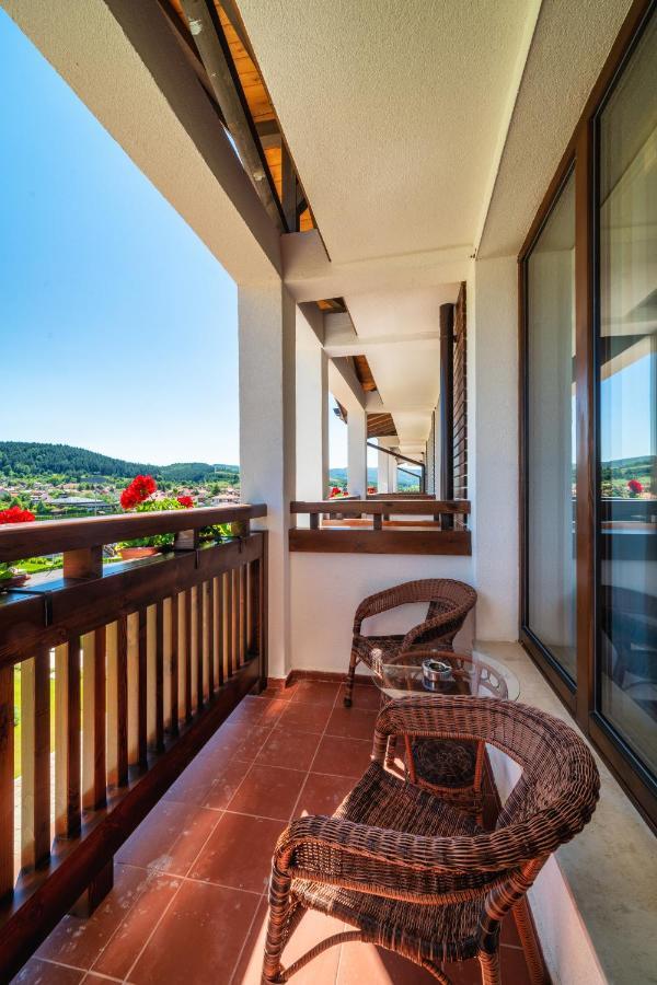 Spa Complex Belchin Spring Exterior photo